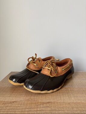 Sperry Women’s Leather-Trim Duck Shoes in Black and Brown Size 7